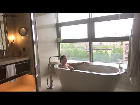 ❤️ Bebe loatra mifofofofo amin'ny fivaviany ao amin'ny efitra fandroana ️ Super vetaveta amin'ny pôrnôgrafia mg.tubsexer-porn.ru ❌️